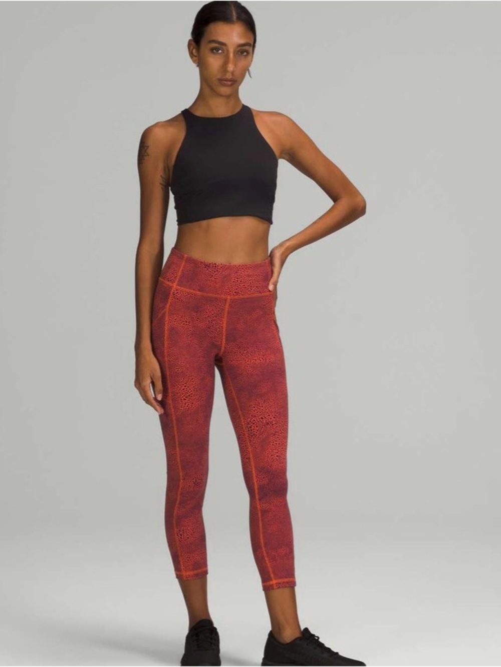 Lululemon invigorated crop leggings size 6